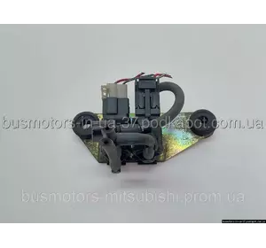 Електромагнітний вакуумний клапан переднього редуктора Mitsubishi Pajero Sport I 1996-2008 K5T81291 Електромагнітний вакуумний клапан переднього редуктора Mitsubishi Pajero Sport I 1996-2008 K5T81291